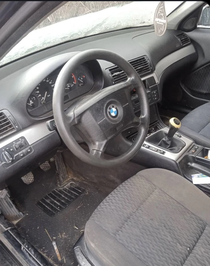 BMW 320, снимка 11 - Автомобили и джипове - 48814900