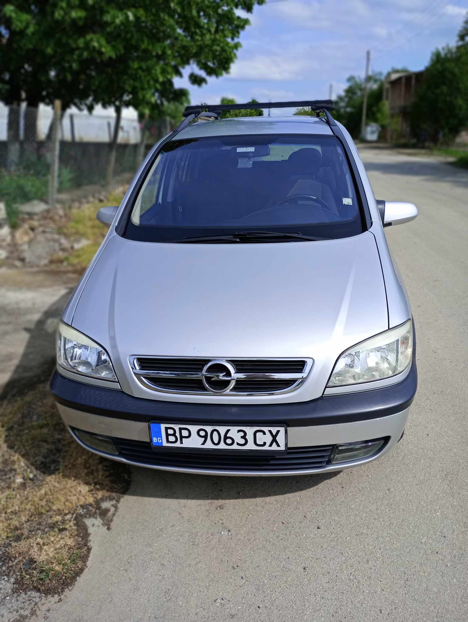 Opel Zafira 2.0 DTI  - изображение 1