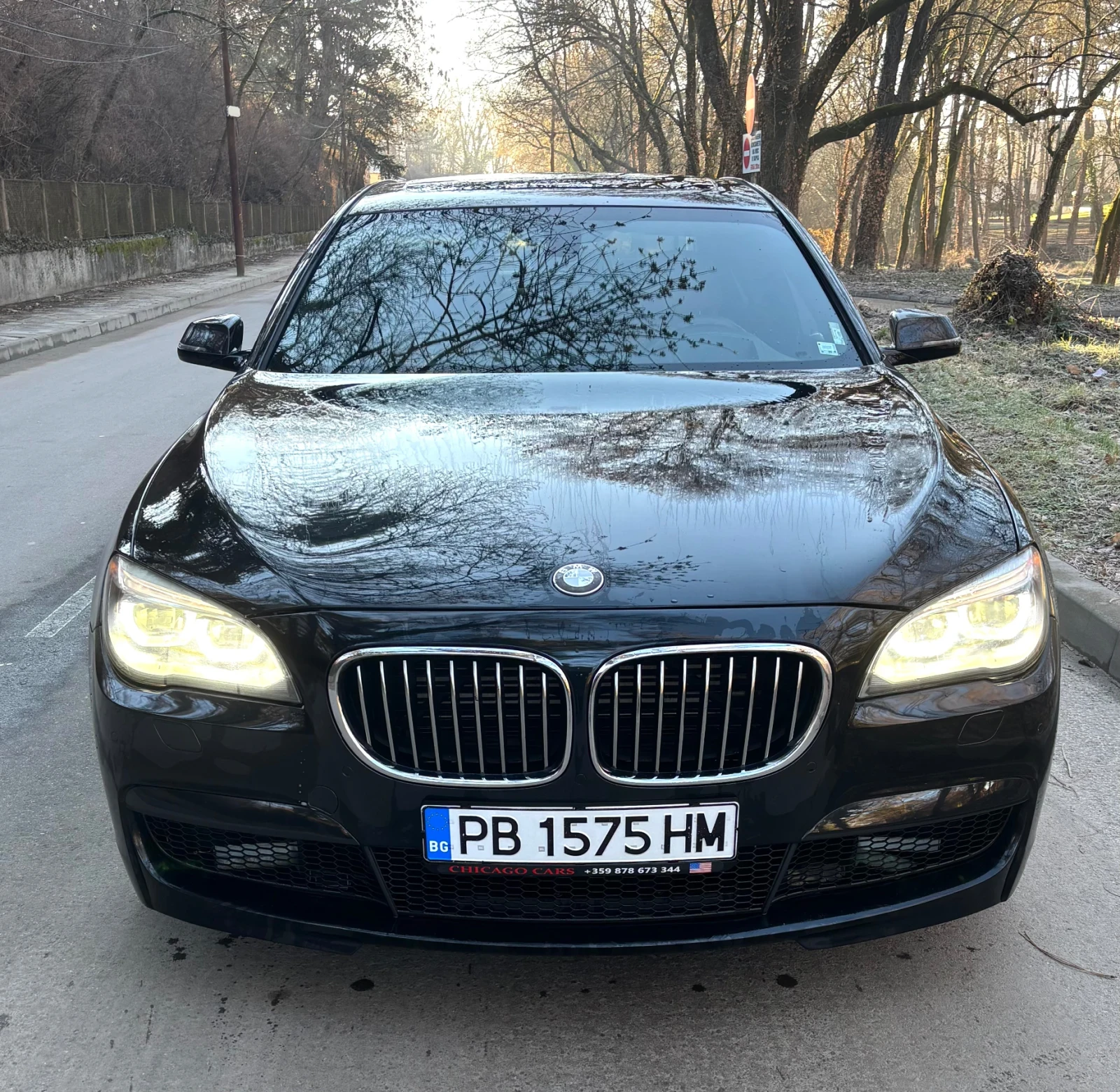 BMW 750  - изображение 4