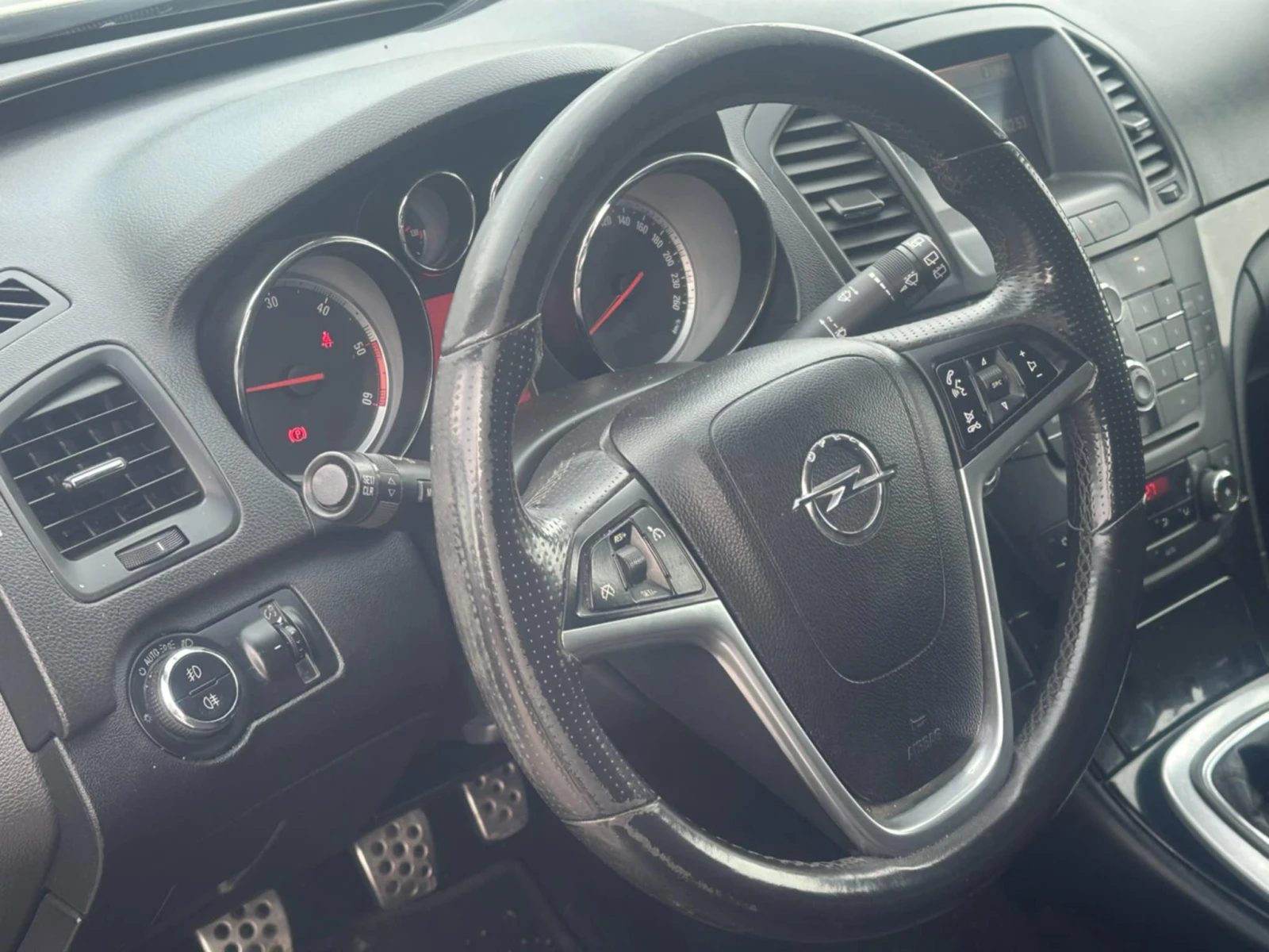 Opel Insignia  - изображение 2