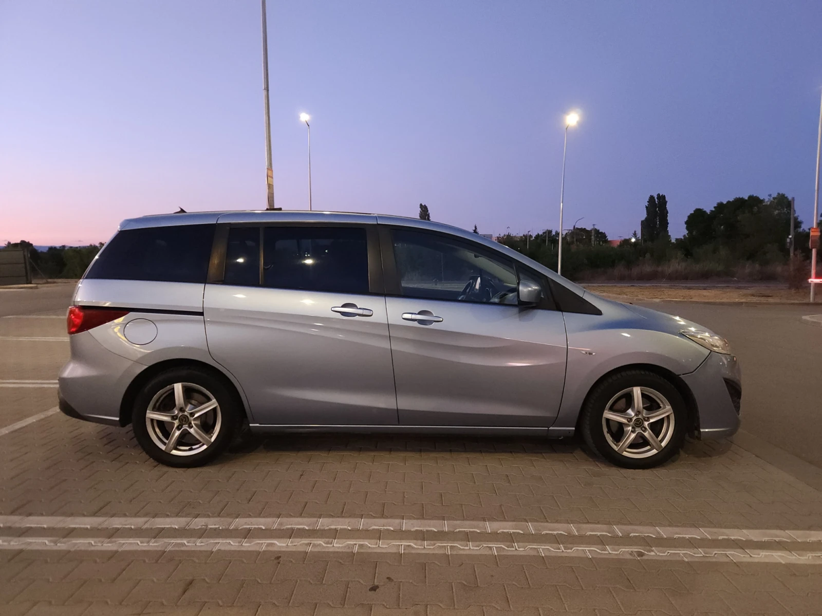 Mazda 5  - изображение 6