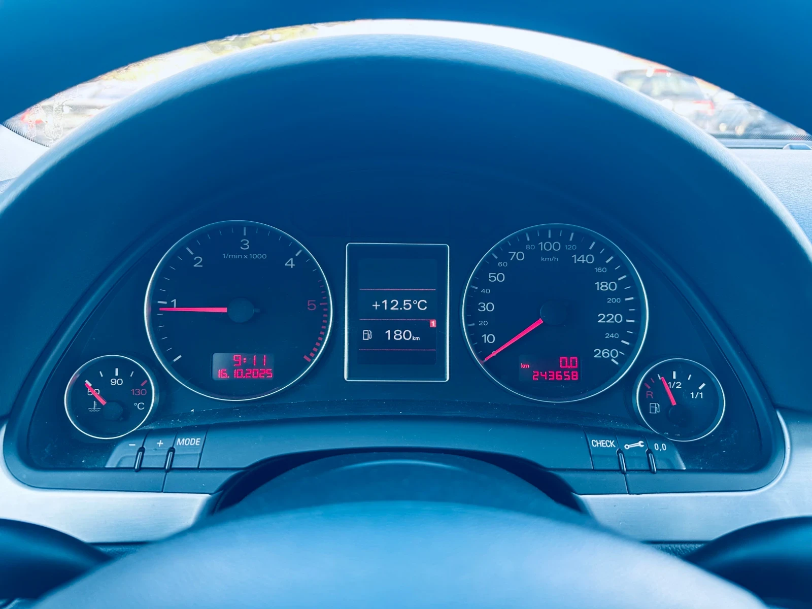 Audi A4 2.0TDI* 6ск.140кс. | Mobile.bg — изображение 16