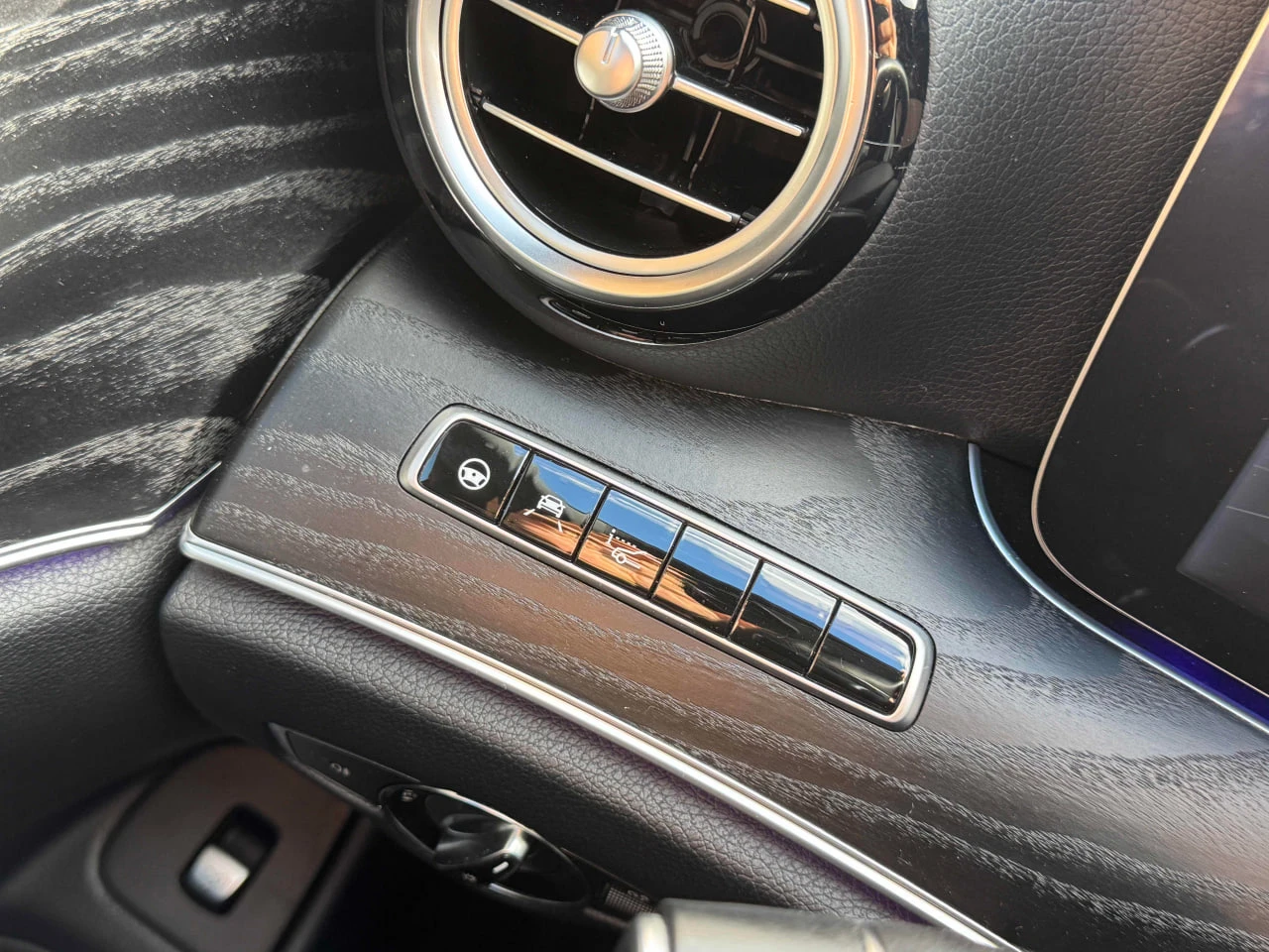 Mercedes-Benz E 400 * АВТО КРЕДИТ* ЦЕНА ДО БГ * СЕРВИЗНА ИСТОРИЯ *  - изображение 10