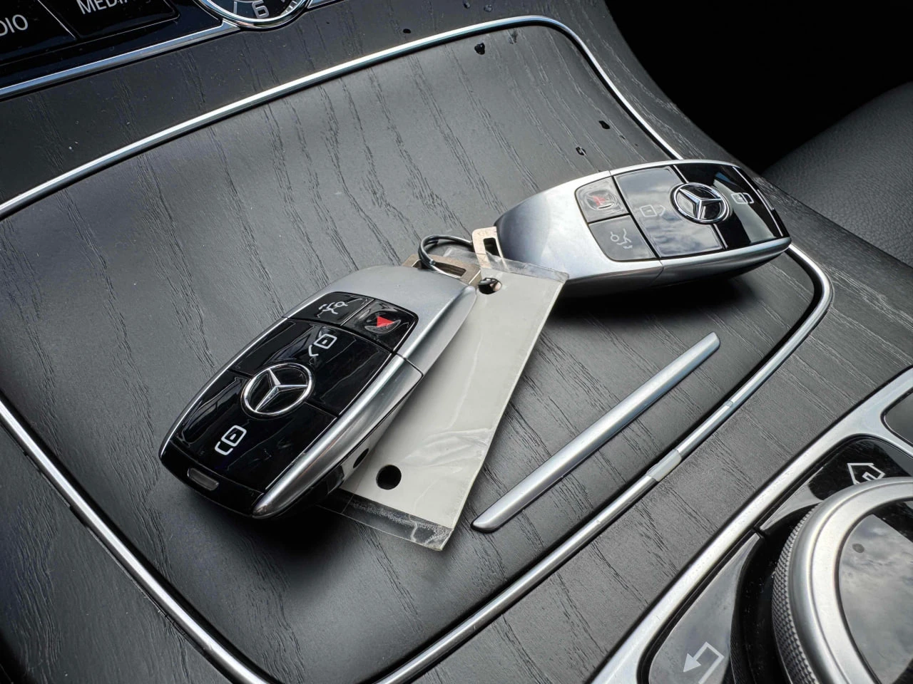 Mercedes-Benz E 400 *  *    *   *  | Mobile.bg   11