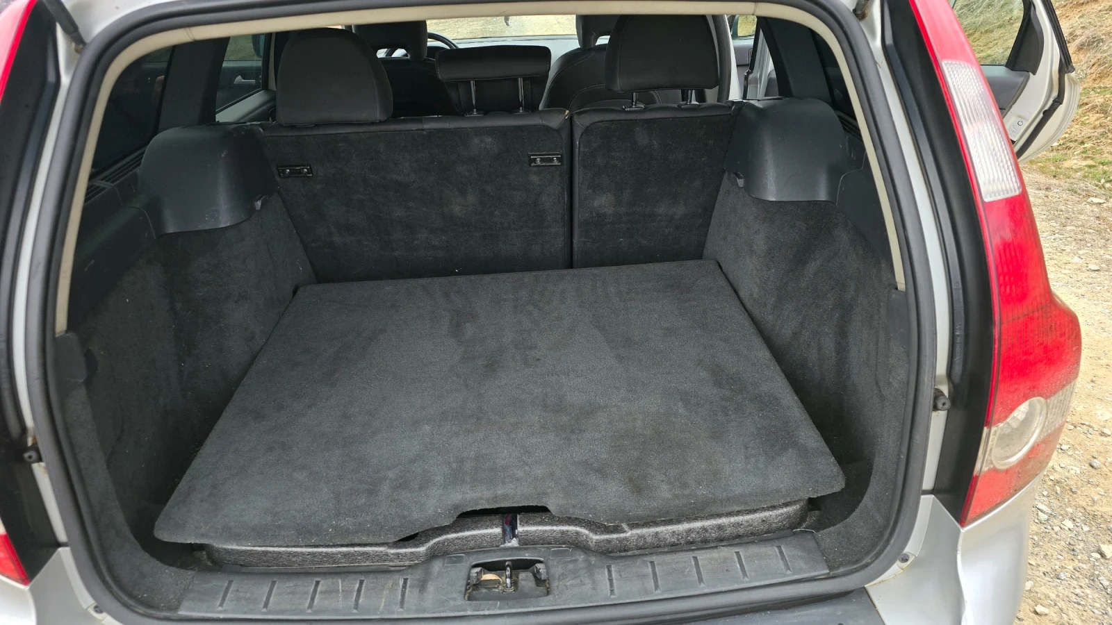 Volvo V50 2.5 T5 AWD - изображение 4