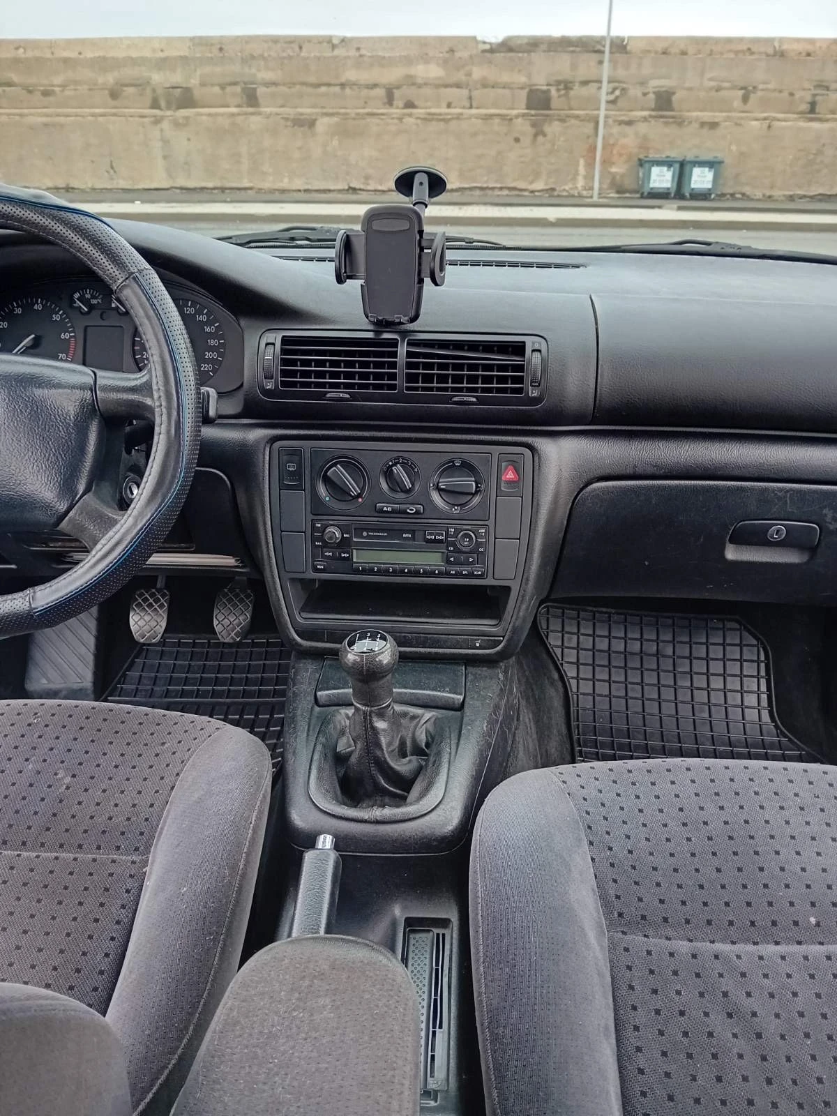 VW Passat 1.6 101 �.� LPG | Mobile.bg � ����������� 6