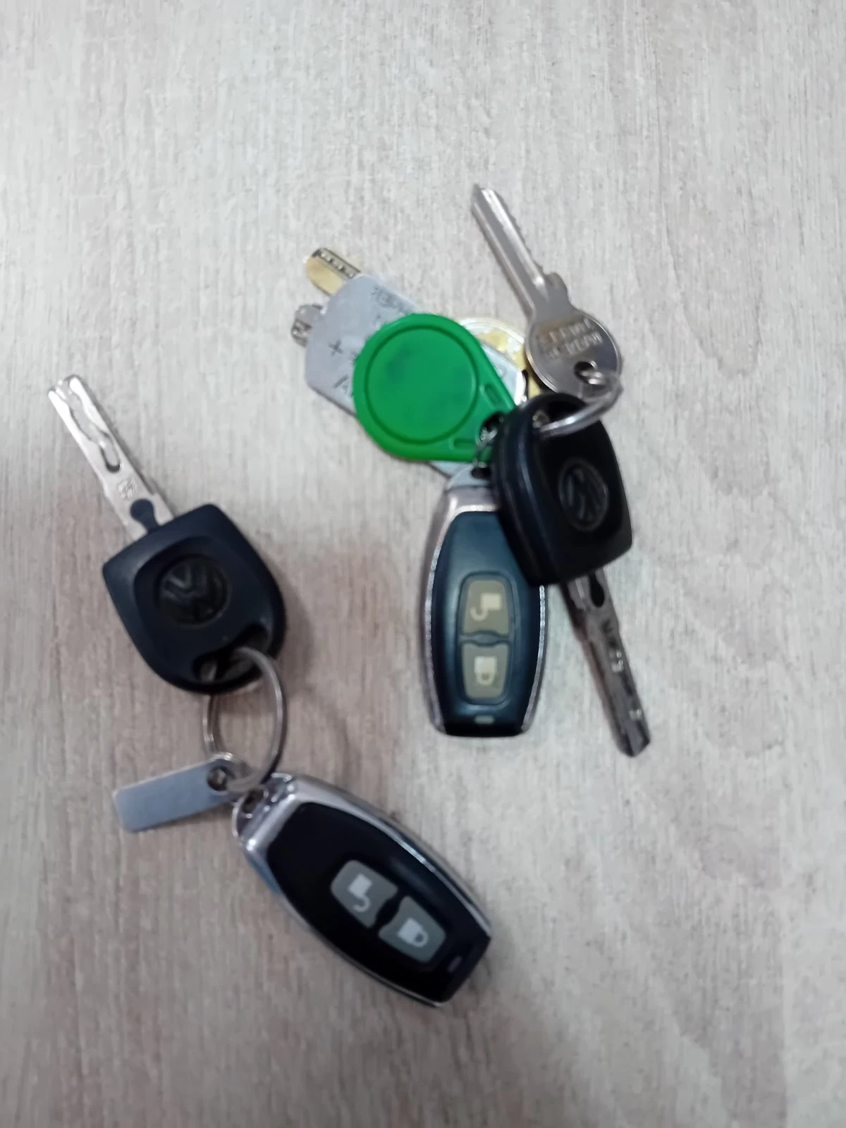 VW Passat 1.6 101 �.� LPG | Mobile.bg � ����������� 10