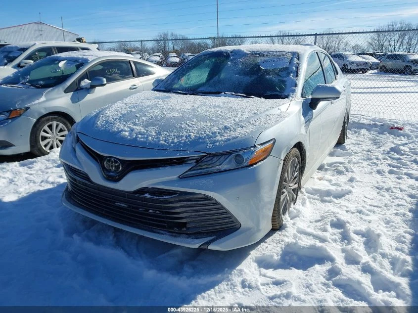 Toyota Camry 2.5l Xle - изображение 2