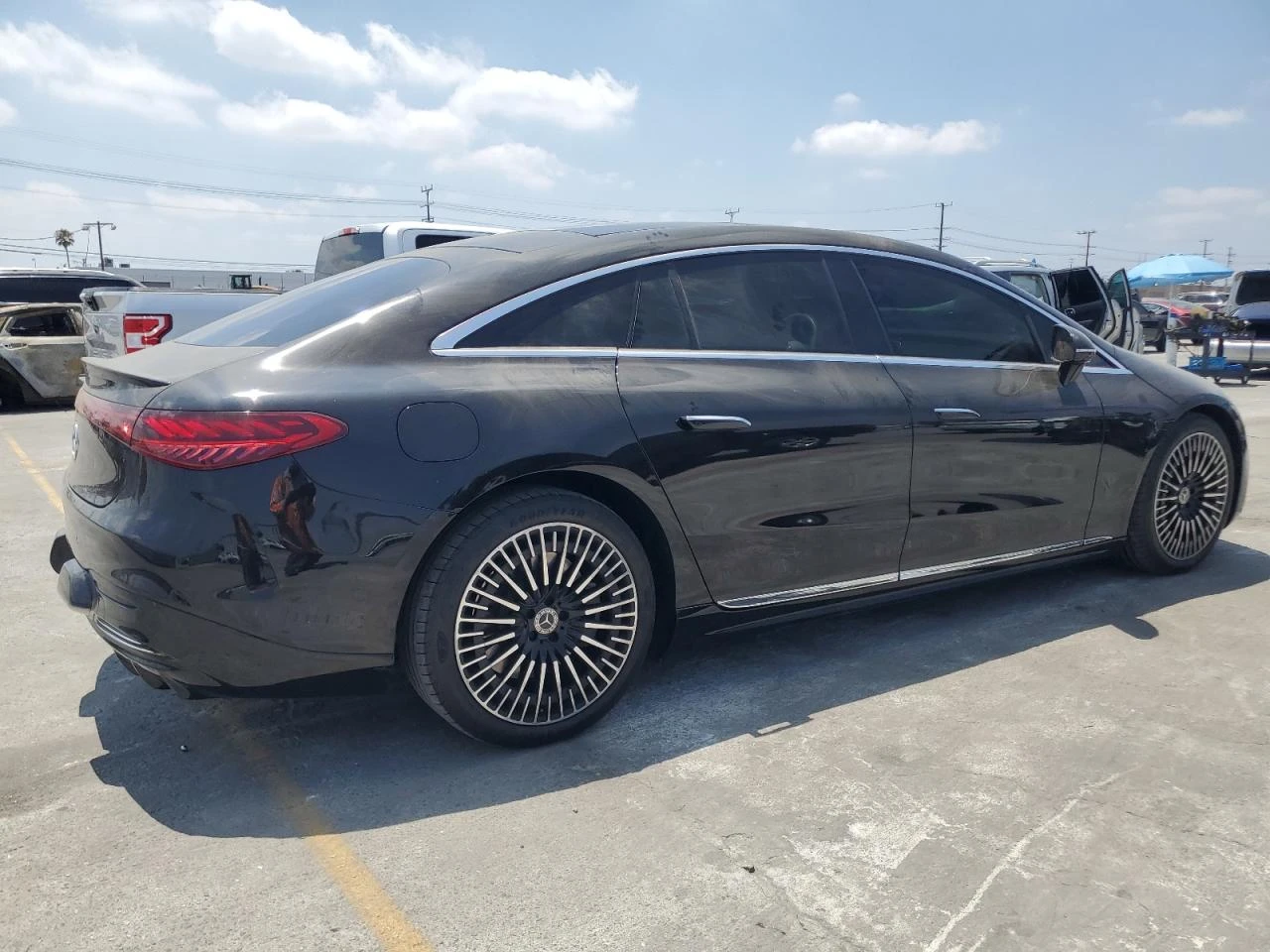 Mercedes-Benz EQS 450+ * AMG PACK* AMBIENT* ОБДУХ* BURMESTER* , снимка 3 - Автомобили и джипове - 53985140