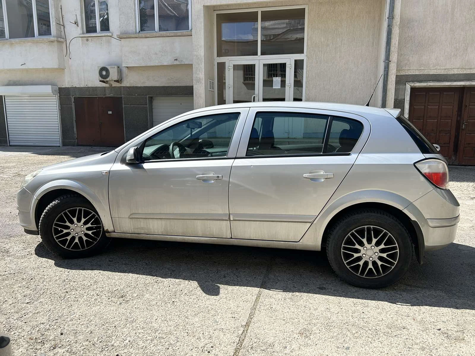 Opel Astra, снимка 5 - Автомобили и джипове - 54452042