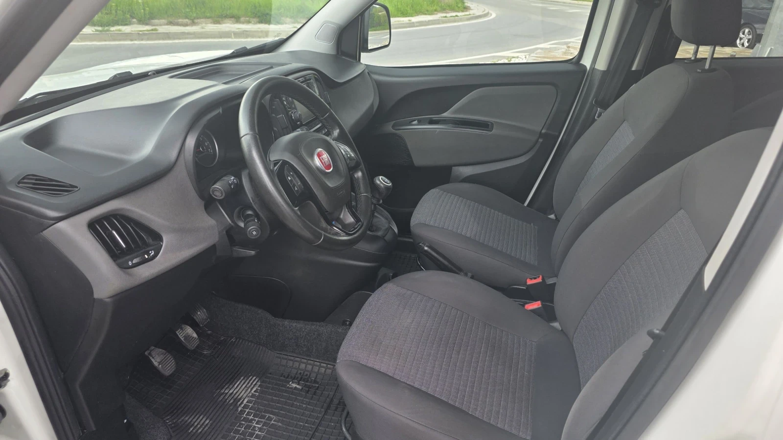 Fiat Doblo 1, 6 MAXI Климатроник, снимка 7 - Автомобили и джипове - 54453771