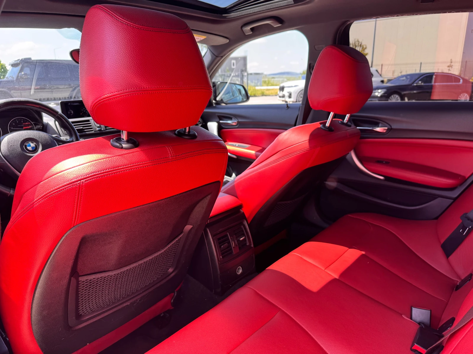 BMW M135 / X Drive / Keyless / Stage 2 / H&R / MHD / , снимка 13 - Автомобили и джипове - 54594742