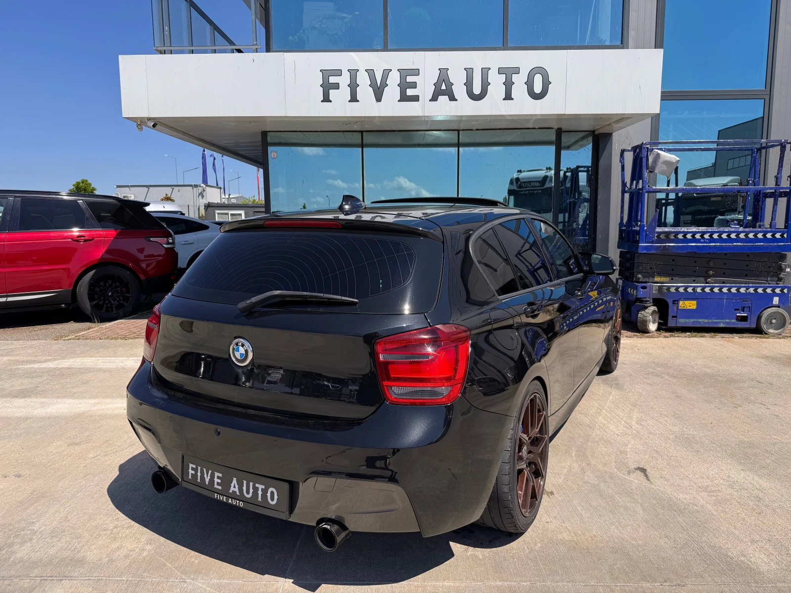 BMW M135 / X Drive / Keyless / Stage 2 / H&R / MHD / , снимка 7 - Автомобили и джипове - 54594742