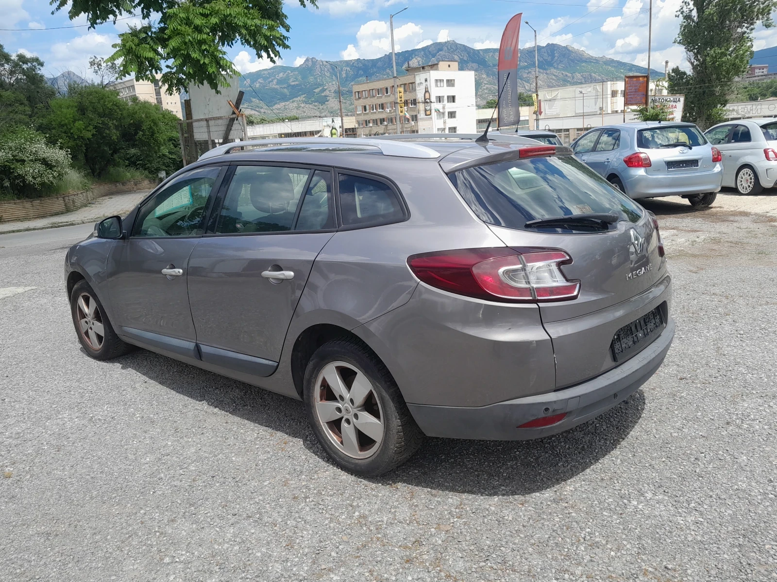 Renault Megane 1.5dci, снимка 3 - Автомобили и джипове - 54737624