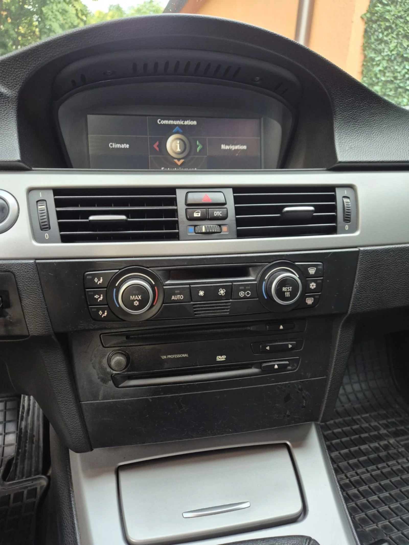 BMW 320 320 D, снимка 8 - Автомобили и джипове - 55002684