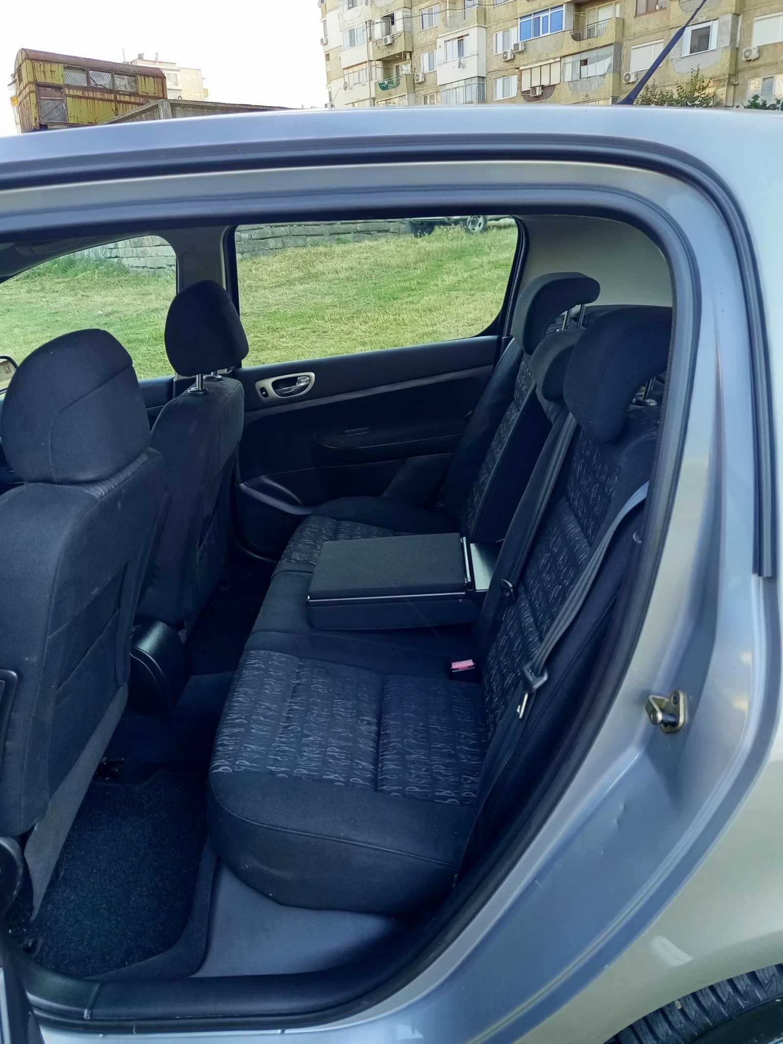 Peugeot 307 2.0 HDI, снимка 10 - Автомобили и джипове - 55072149