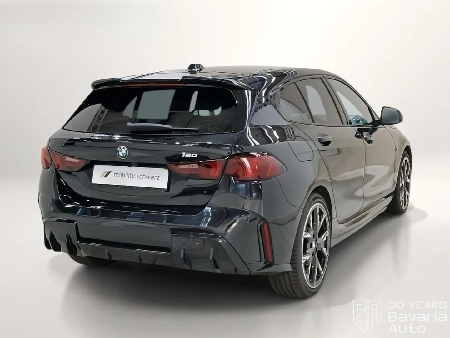 BMW 120 M Sport Paket, снимка 3 - Автомобили и джипове - 55306327