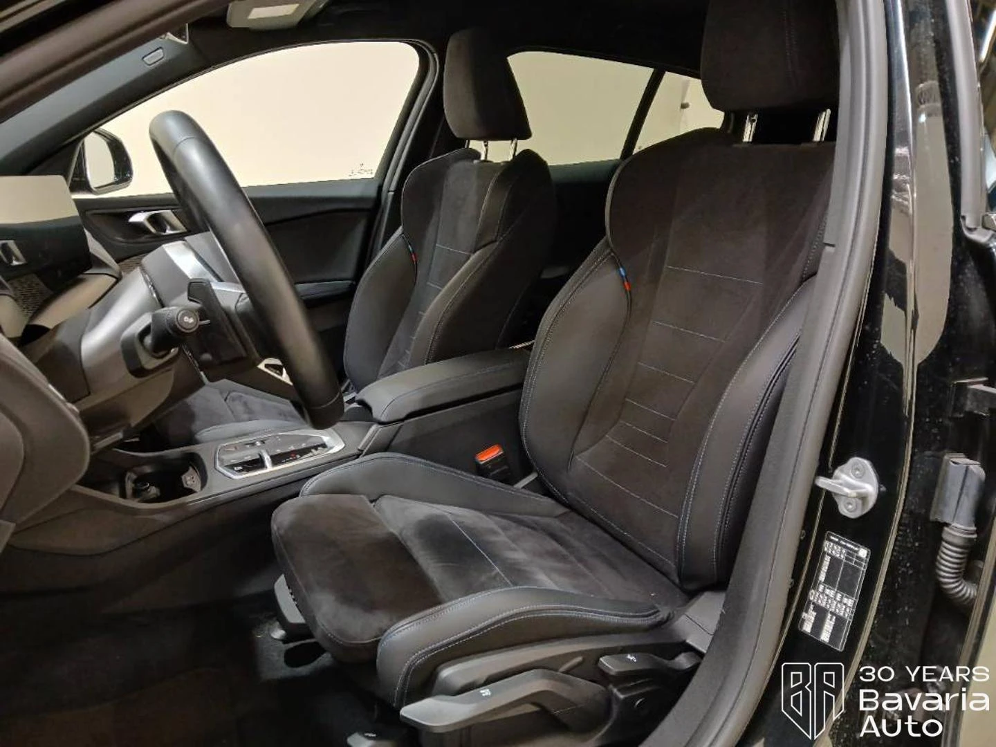 BMW 120 M Sport Paket, снимка 5 - Автомобили и джипове - 55306327