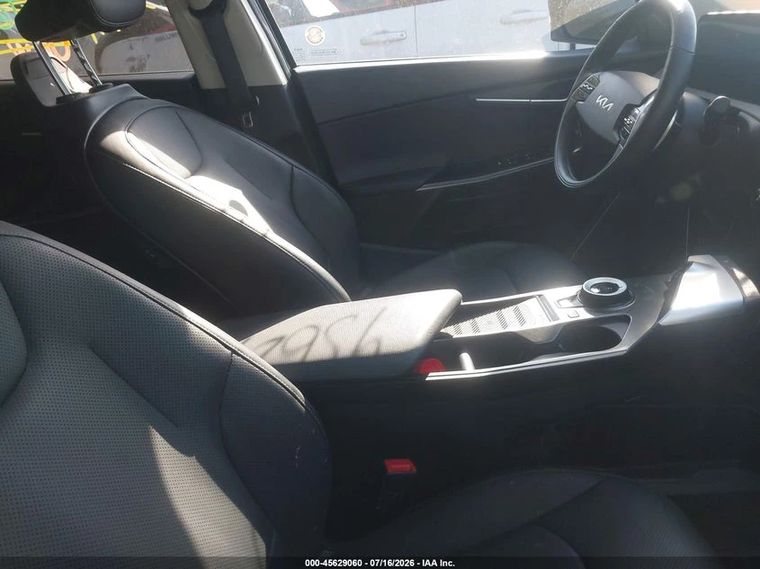 Kia EV6 Wind, снимка 5 - Автомобили и джипове - 55452600