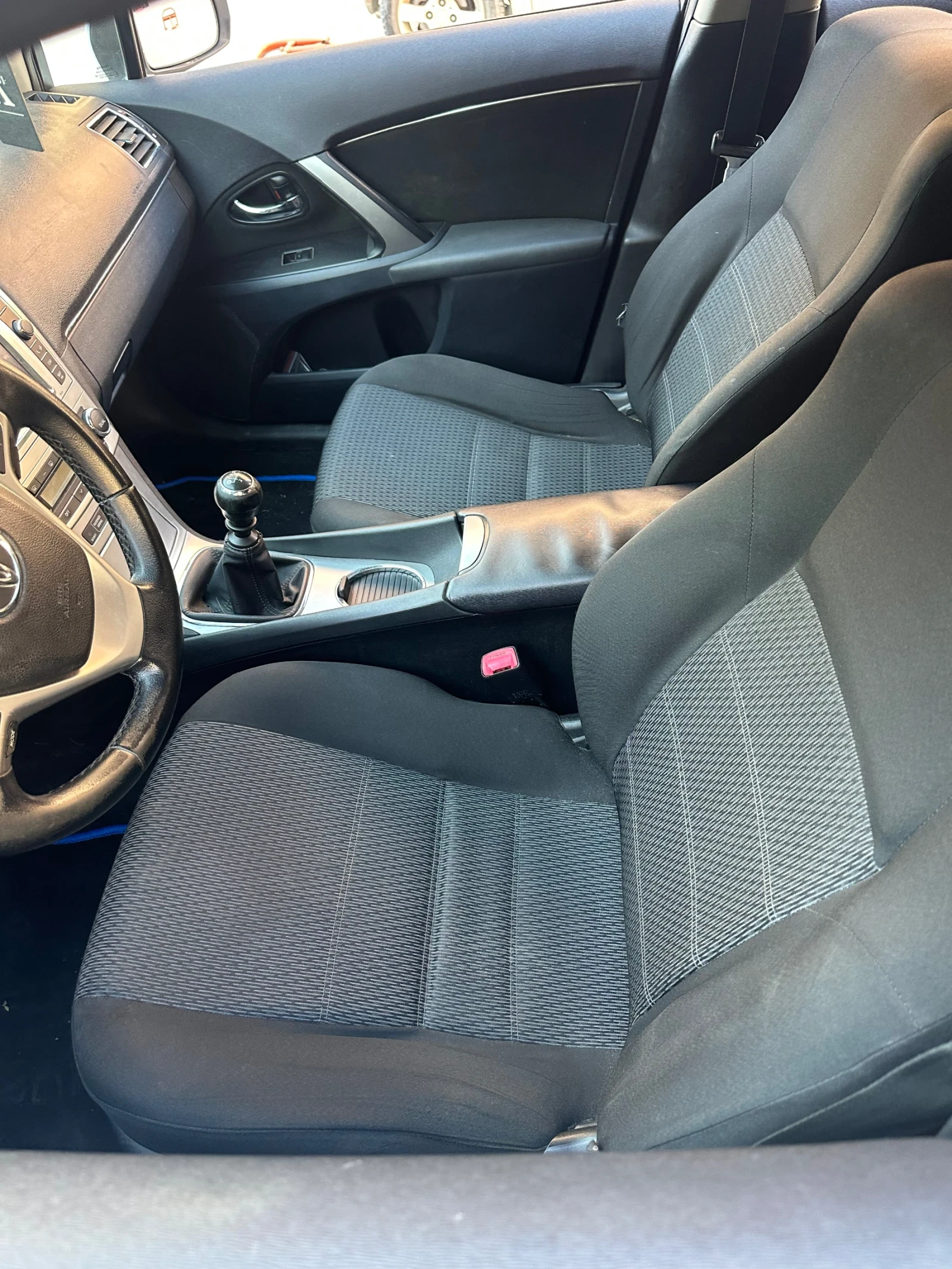 Toyota Avensis 2012 | Mobile.bg � ����������� 13
