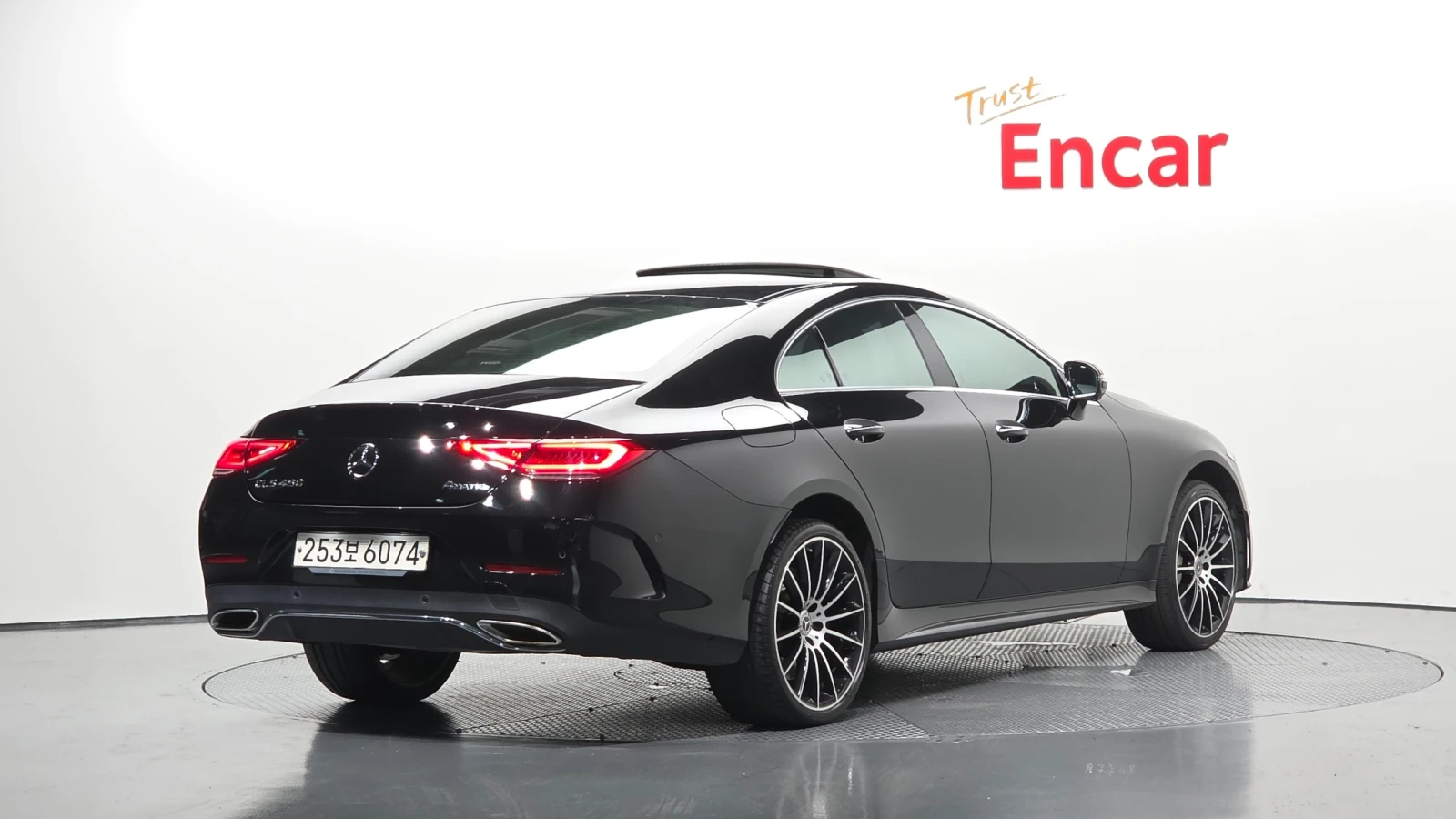 Mercedes-Benz CLS 450 4MATIC AMG Line, снимка 2 - Автомобили и джипове - 55573089