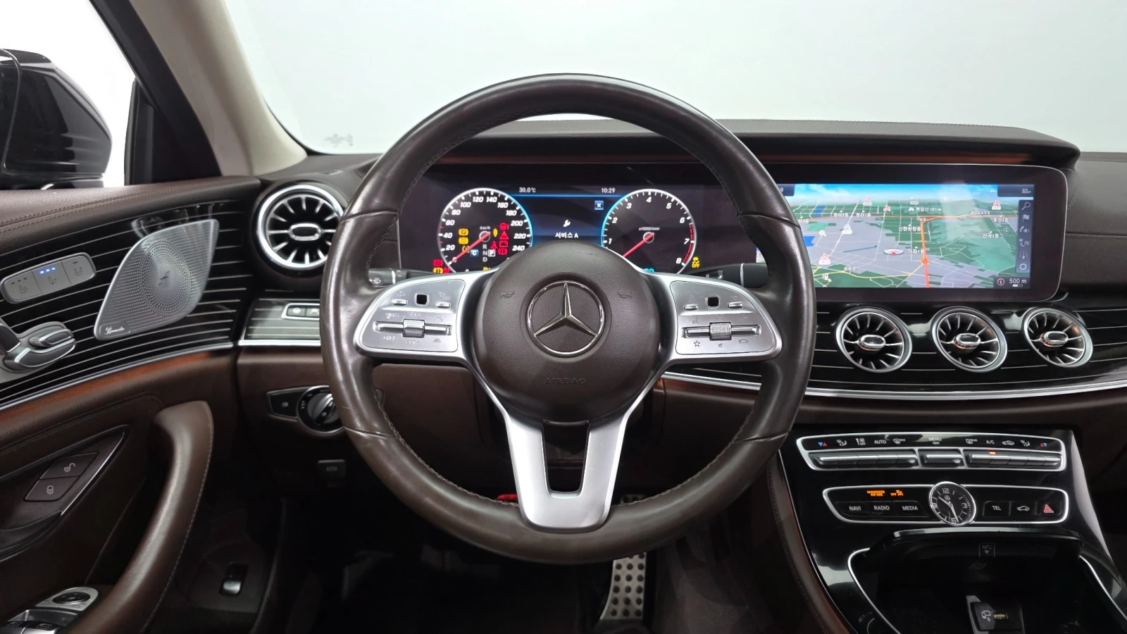 Mercedes-Benz CLS 450 4MATIC AMG Line, снимка 12 - Автомобили и джипове - 55573089