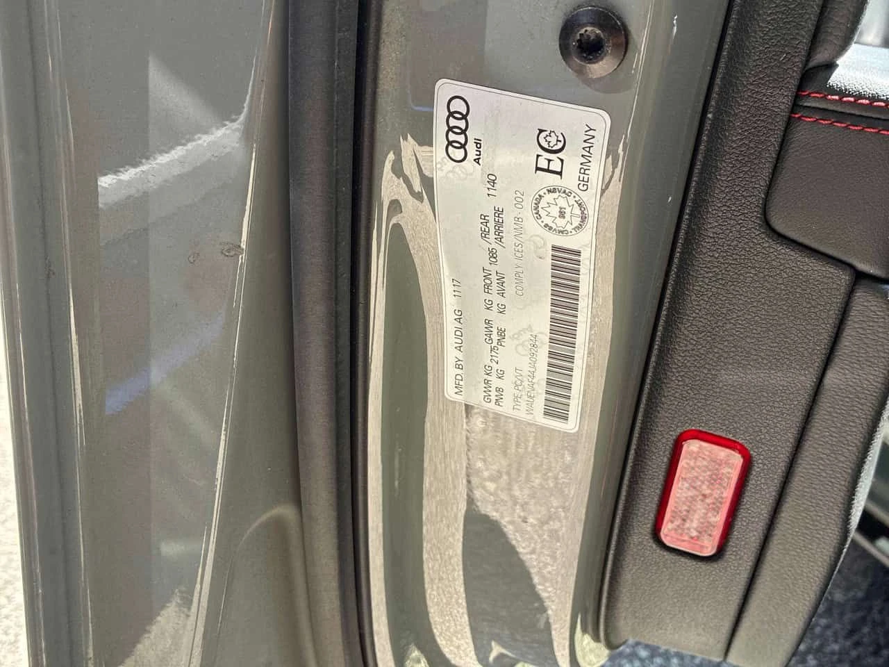 Audi A4 Progressiv / LED / NARDO GREY / CARFAX /АВТОКРЕДИТ, снимка 10 - Автомобили и джипове - 55670846