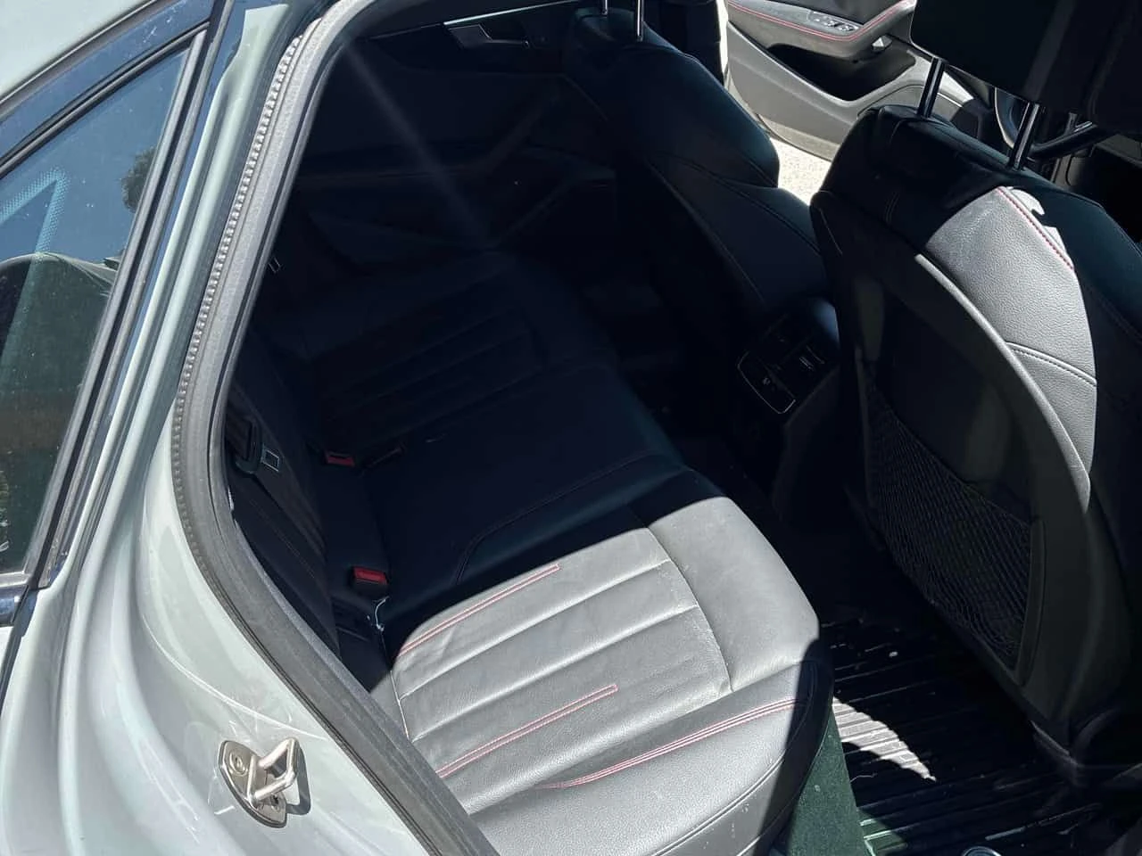 Audi A4 Progressiv / LED / NARDO GREY / CARFAX /АВТОКРЕДИТ, снимка 14 - Автомобили и джипове - 55670846