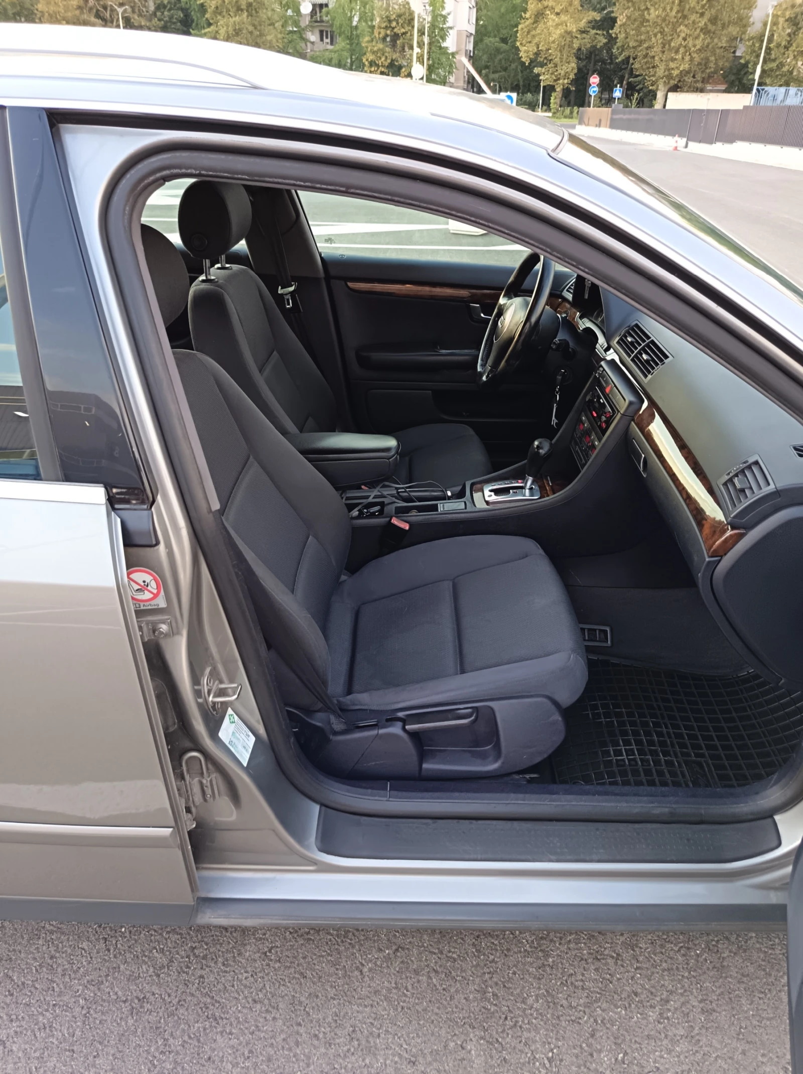 Audi A4 1.9 TDI, снимка 9 - Автомобили и джипове - 56329251