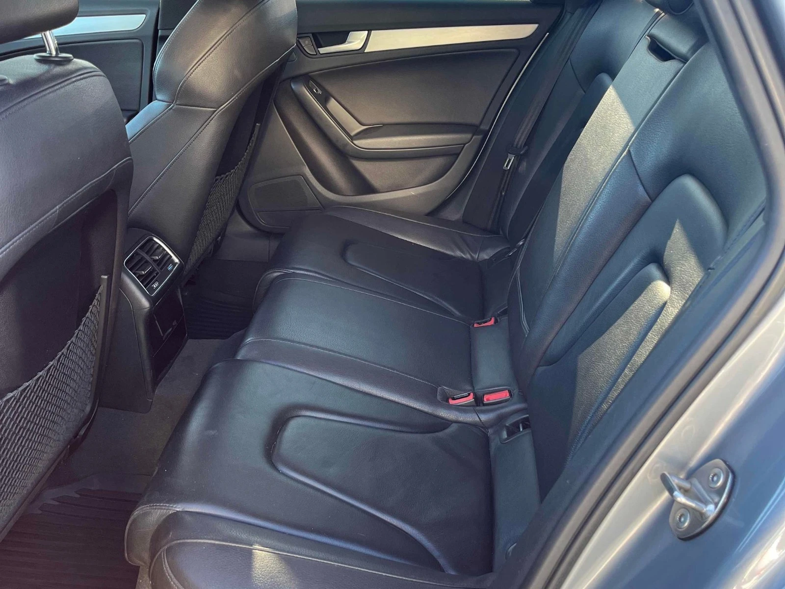 Audi A4 Progressiv plus * АвтоКредит * (ЦЕНА ДО БГ), снимка 12 - Автомобили и джипове - 56722617