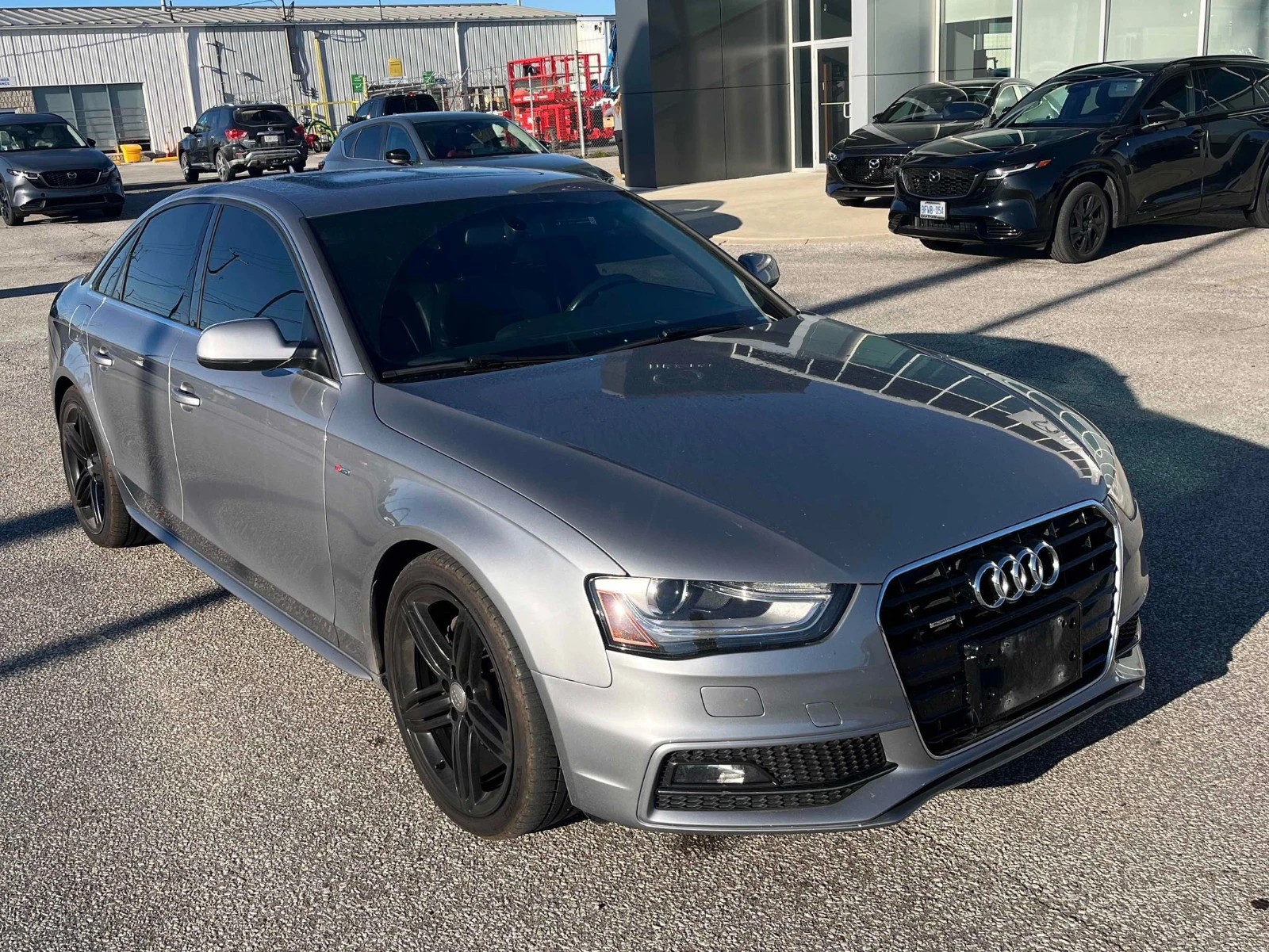 Audi A4 Progressiv plus * АвтоКредит * (ЦЕНА ДО БГ)