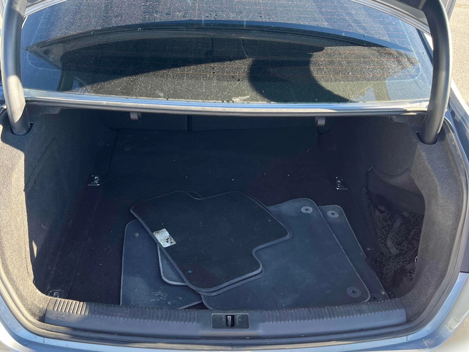 Audi A4 Progressiv plus * АвтоКредит * (ЦЕНА ДО БГ), снимка 13 - Автомобили и джипове - 56722617