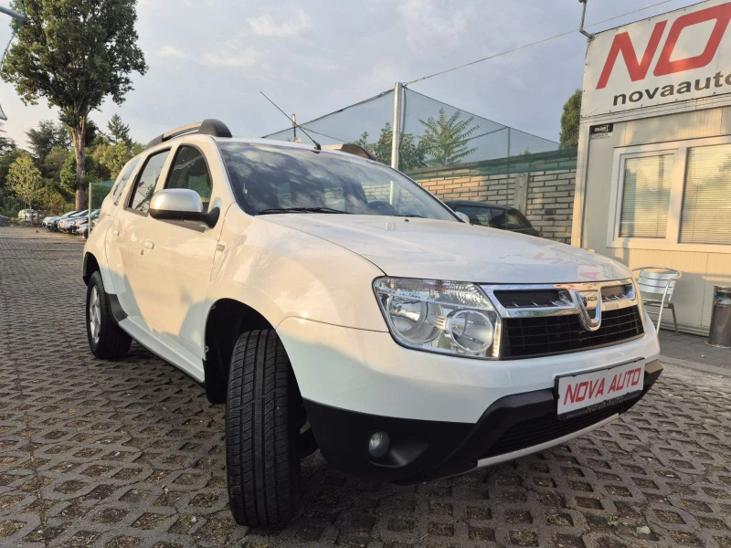 Dacia Duster 1.6I-160.000km, снимка 5 - Автомобили и джипове - 47374859