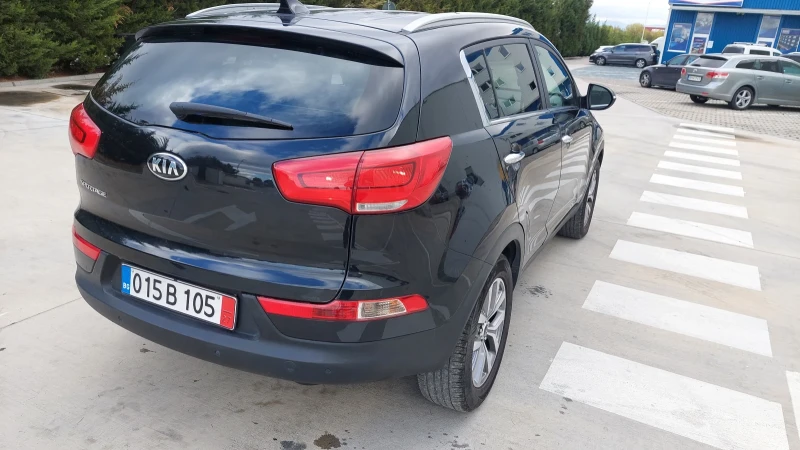 Kia Sportage 1.6FACE GAS, снимка 5 - Автомобили и джипове - 47406234