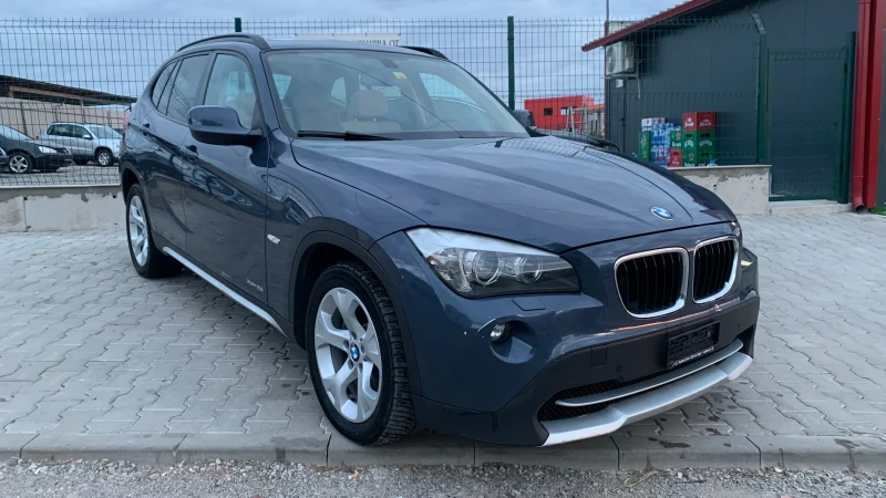 BMW X1 2.5i* 218hp* 4x4* Navi* Camera* Швейцария, снимка 3 - Автомобили и джипове - 47645001