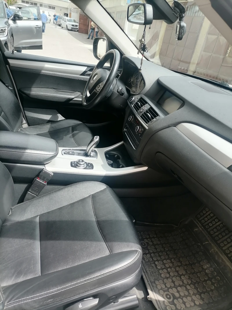 BMW X3, снимка 13 - Автомобили и джипове - 52458450
