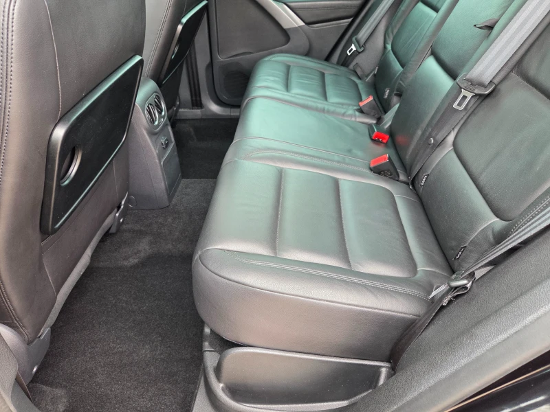 VW Tiguan 2.0 TSI 200k.c Rline 4Motio ШВЕЙЦАРИЯ       , снимка 9 - Автомобили и джипове - 52501468