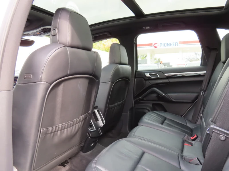 Porsche Cayenne S* АвтоКредит* (ЦЕНА ДО БГ), снимка 13 - Автомобили и джипове - 52643227