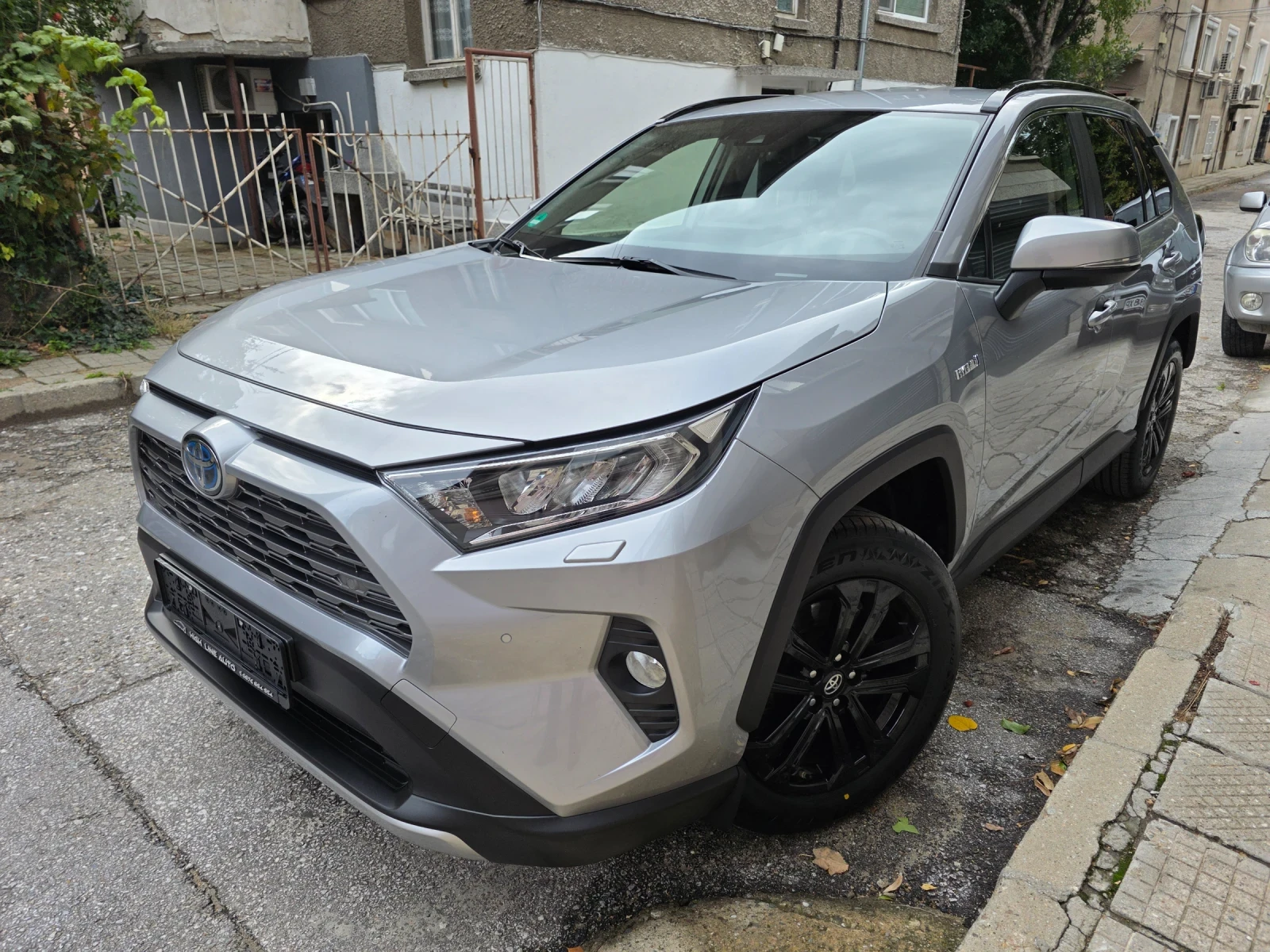 Toyota Rav4 2.5 Hybrid Пълна Сервизна в Тойота, снимка 1