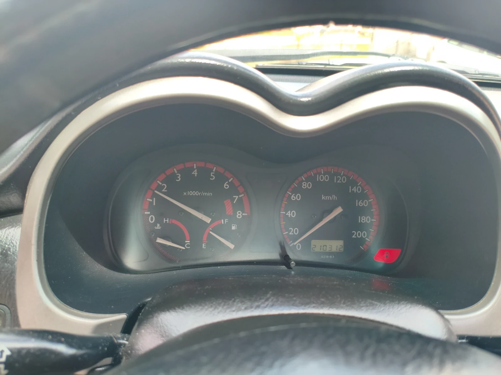 Honda Hr-v 1.6 VTEC 124 к.с   4* 4, снимка 9 - Автомобили и джипове - 54580197