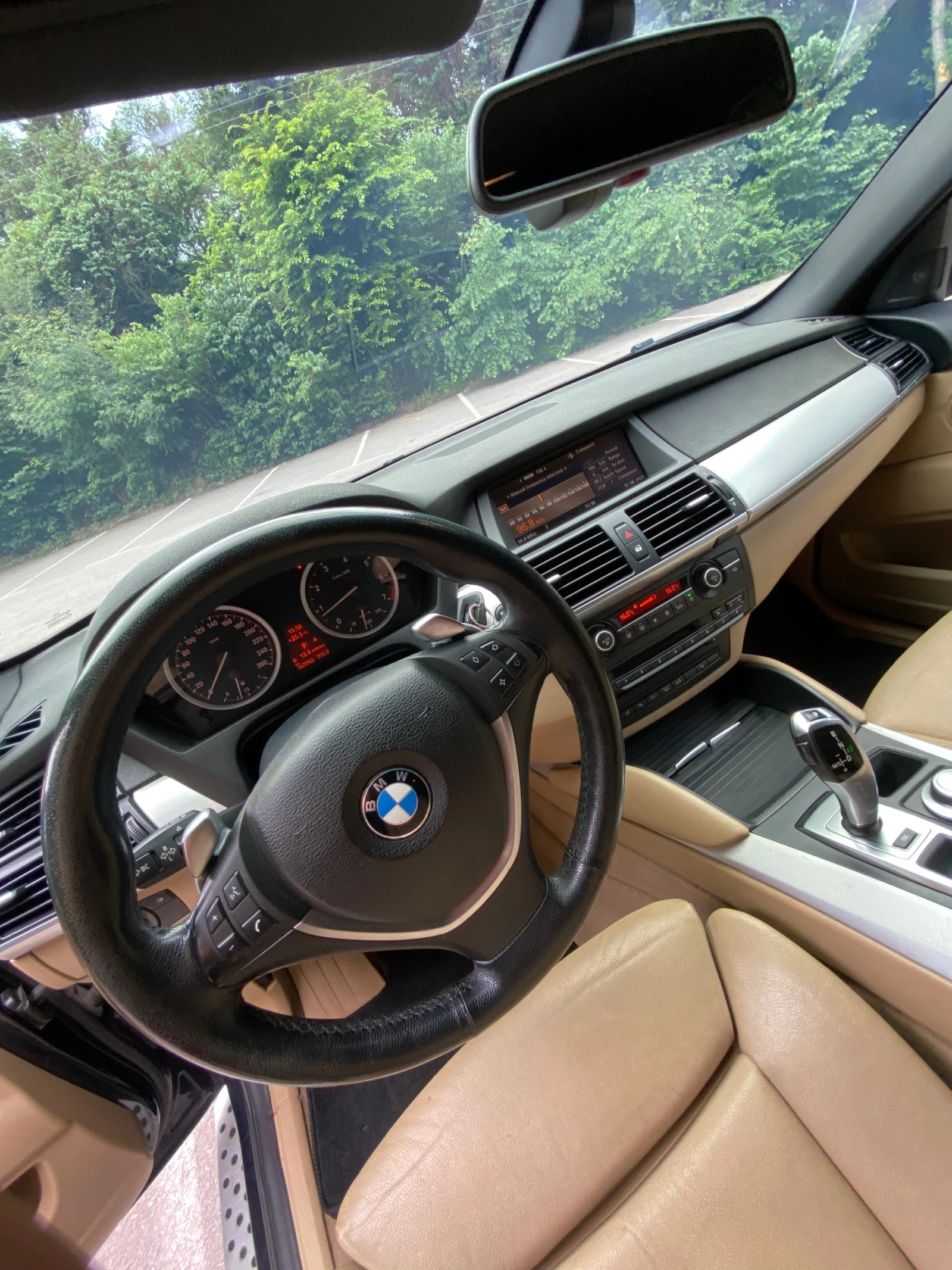 BMW X6 5.0, снимка 11 - Автомобили и джипове - 54959192