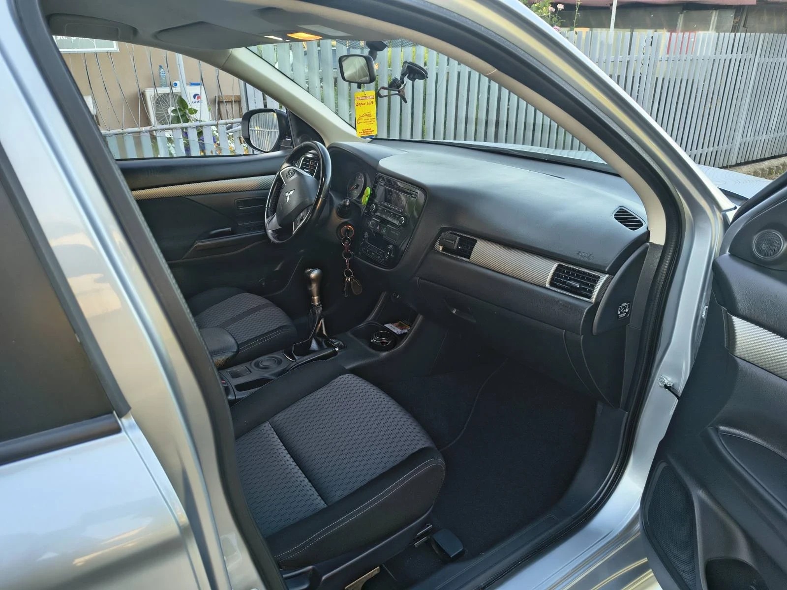 Mitsubishi Outlander 2.0 150hp, снимка 12 - Автомобили и джипове - 55061382