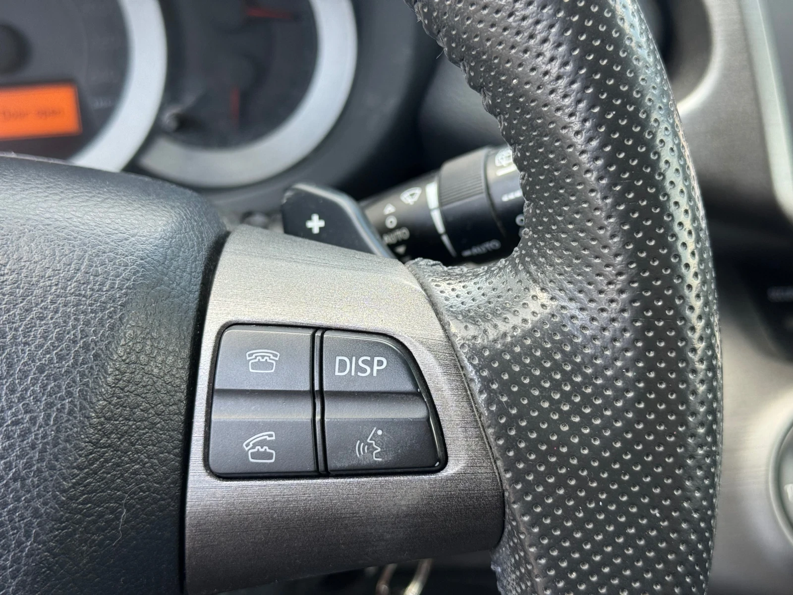 Toyota Rav4, снимка 16 - Автомобили и джипове - 56326746