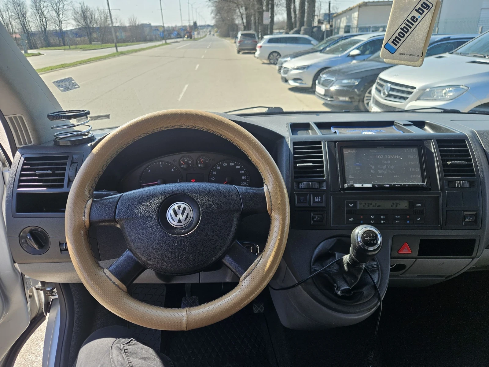 VW Caravelle 2.5 tdi 131 k.c  дълга база  4 motion, снимка 13 - Бусове и автобуси - 53971086