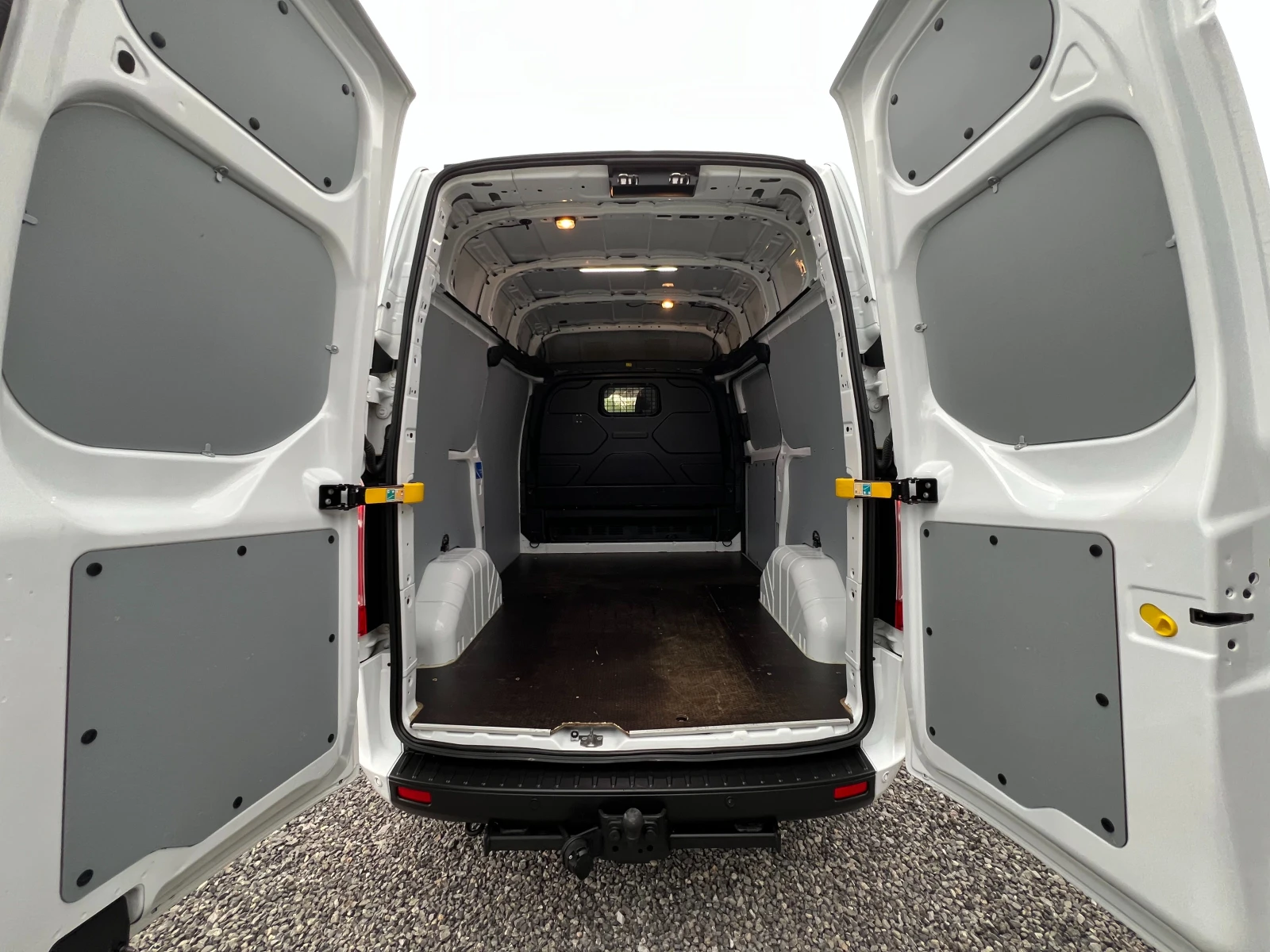 Ford Transit Custom 2.0TDCi ������ ���A/3-������/LED/PDC/����. ������� | Mobile.bg � ����������� 9