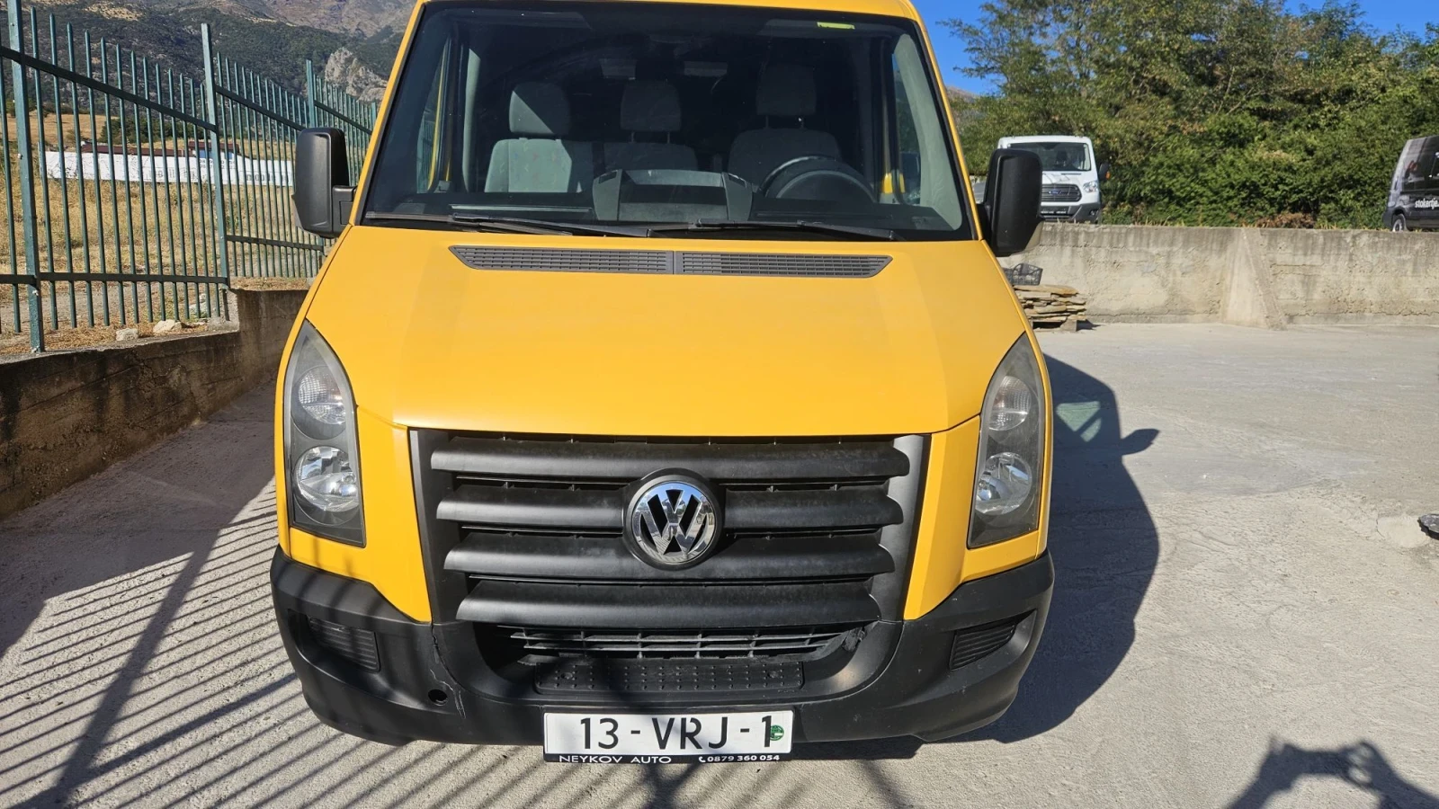 VW Crafter 7места, снимка 2 - Бусове и автобуси - 55992704