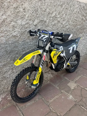  Husqvarna FE