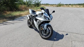 ����� �� �������� �� Yamaha YZF-R1