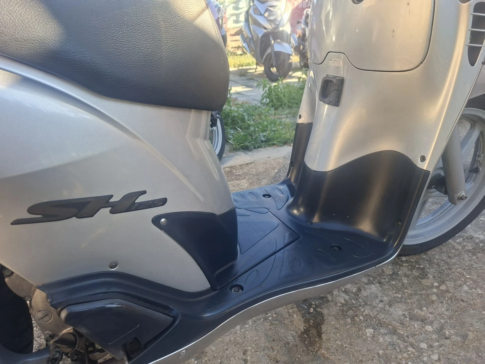 Honda Sh 125 много запазен.   - изображение 7