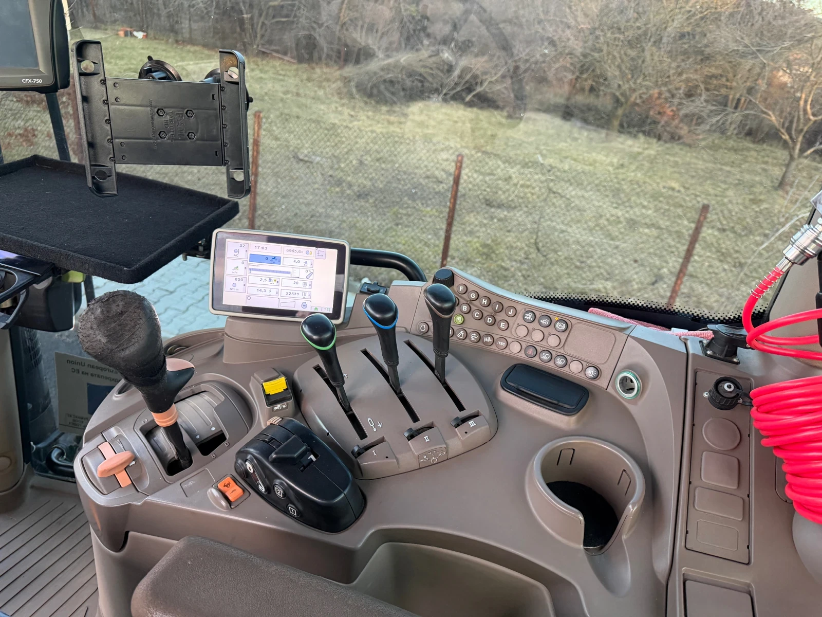 Трактор John Deere 6190R - изображение 10